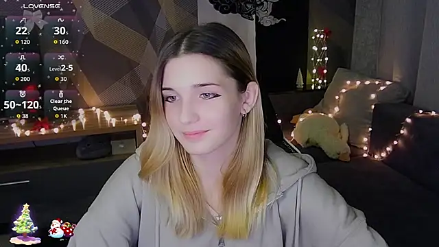 Sandy Belle online show from December 16, 2025, 7:51 pm