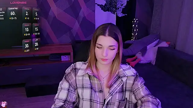 Sandy Belle online show from November 30, 2025, 9:48 pm