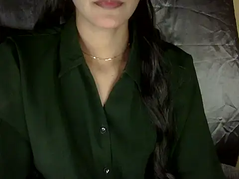 zara Khan0 online show from October 2, 2025, 3:37 pm