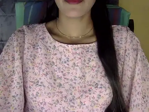 zara Khan0 online show from October 5, 2025, 2:19 pm