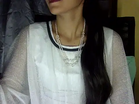 zara Khan0 online show from December 2, 2025, 4:19 pm