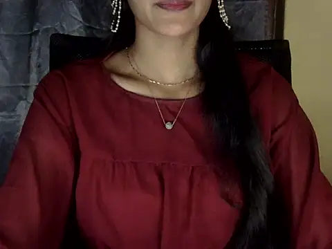 zara Khan0 online show from December 15, 2025, 2:23 pm