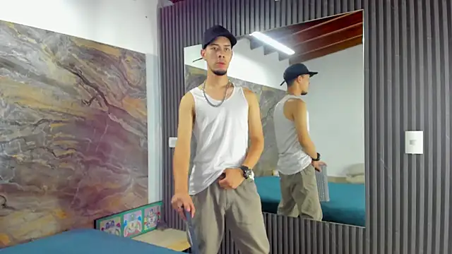  Axel 09 online show from October 9, 2025, 4:02 am