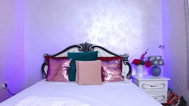 Snapshot of KirraJo chatting on September 16, 2025, 5:14 pm KirraJo online show from September 16, 2025, 5:14 pm