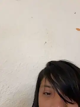 Snapshot of Nia_Desire chatting on May 14, 2026, 7:27 am Nia Desire online show from May 14, 2026, 7:27 am