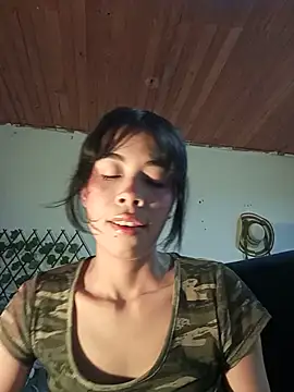 dolliette24 online show from June 18, 2026, 4:34 pm