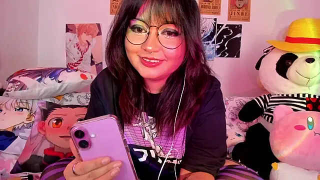 Snapshot of Lolii_Zoe chatting on March 2, 2026, 9:00 pm Lolii Zoe online show from March 2, 2026, 9:00 pm