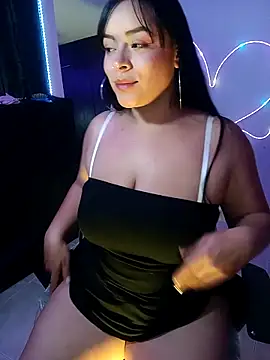 Snapshot of Danniela20 chatting on October 19, 2025, 5:16 pm Danniela20 online show from October 19, 2025, 5:16 pm