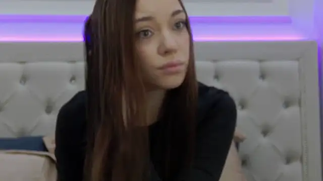 ZoeyNeal online show from March 8, 2026, 1:58 pm