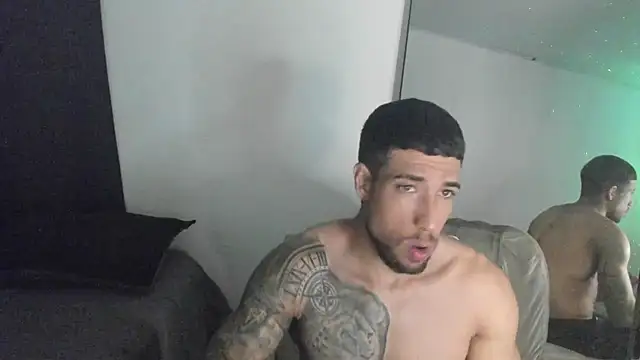 ThiagoLugo online show from March 24, 2026, 3:06 am