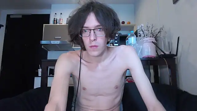 Snapshot of LovesomeCookie chatting on October 2, 2025, 8:18 am LovesomeCookie online show from October 2, 2025, 8:18 am