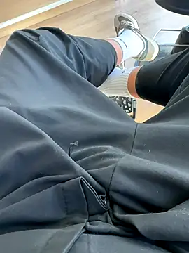 Snapshot of Mrdim26 chatting on October 30, 2025, 12:58 pm Mrdim26 online show from October 30, 2025, 12:58 pm