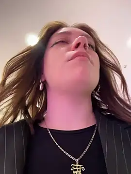 lucy-joy online show from March 12, 2026, 11:36 am