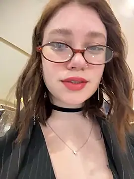 Snapshot of lucy-joy chatting on January 15, 2026, 9:34 am lucy-joy online show from January 15, 2026, 9:34 am