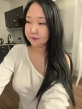 Snapshot of tammy_gun chatting on December 14, 2025, 2:11 pm tammy gun online show from December 14, 2025, 2:11 pm