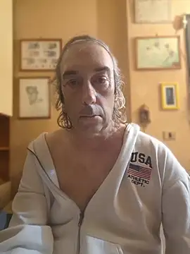 Snapshot of bi_dare chatting on April 9, 2026, 6:58 pm bi dare online show from April 9, 2026, 6:58 pm