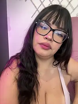 Snapshot of Emily_Taylor2 chatting on June 30, 2026, 2:00 am Emily Taylor2 online show from June 30, 2026, 2:00 am