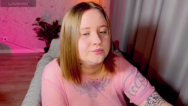 NaomiRey1 online show from February 22, 2026, 4:19 pm