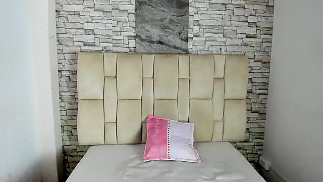 Snapshot of Celesste_doll chatting on December 4, 2025, 1:21 pm Celesste doll online show from December 4, 2025, 1:21 pm