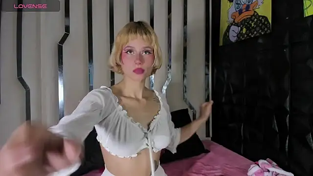 Snapshot of barbieambar chatting on May 9, 2026, 4:21 pm barbieambar online show from May 9, 2026, 4:21 pm