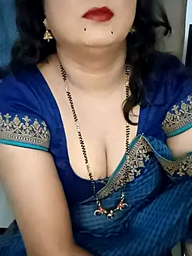Snapshot of Niharika555 chatting on March 28, 2026, 2:40 pm Niharika555 online show from March 28, 2026, 2:40 pm