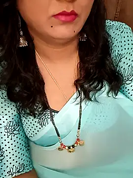 Snapshot of Niharika555 chatting on May 13, 2026, 5:20 pm Niharika555 online show from May 13, 2026, 5:20 pm