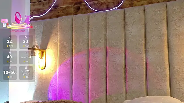 Megan  cole1 online show from September 12, 2025, 4:34 am