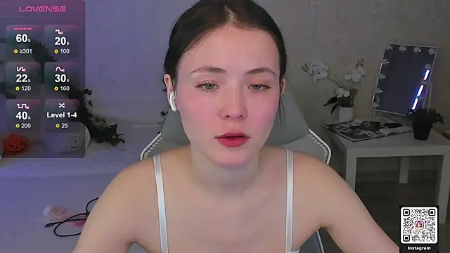 Snapshot of ArleneThomas chatting on March 25, 2026, 2:16 pm ArleneThomas online show from March 25, 2026, 2:16 pm