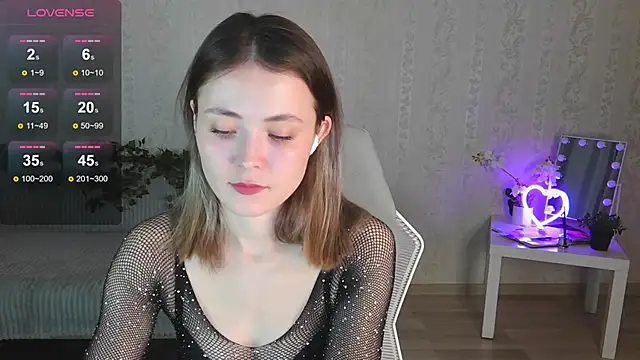 Snapshot of ArleneThomas chatting on September 21, 2025, 12:54 pm ArleneThomas online show from September 21, 2025, 12:54 pm