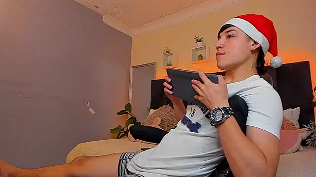 Snapshot of Ares_di_martin chatting on December 20, 2025, 2:31 pm Ares di martin online show from December 20, 2025, 2:31 pm