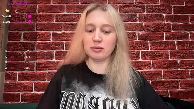 Snapshot of CitrusBlissss chatting on November 20, 2025, 12:17 pm CitrusBlissss online show from November 20, 2025, 12:17 pm