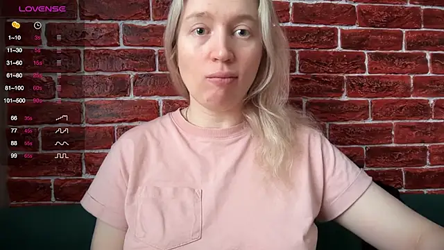 Snapshot of CitrusBlissss chatting on November 26, 2025, 2:55 am CitrusBlissss online show from November 26, 2025, 2:55 am