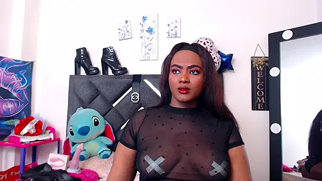 NatashaBella online show from November 29, 2025, 7:47 pm