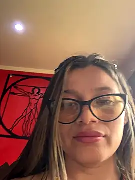 Snapshot of KoraSweett chatting on November 25, 2025, 7:14 pm KoraSweett online show from November 25, 2025, 7:14 pm