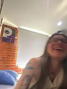 KoraSweett online show from February 7, 2026, 7:00 pm