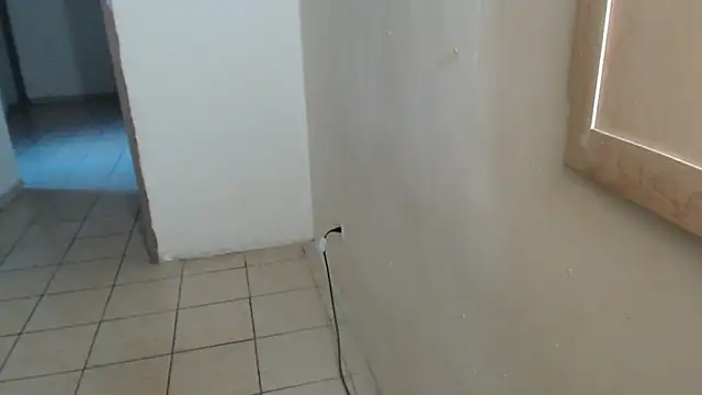 Snapshot of BlondZilla chatting on January 6, 2026, 12:14 am BlondZilla online show from January 6, 2026, 12:14 am