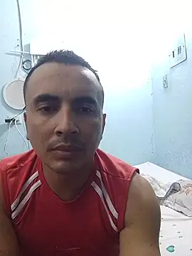 miroqui143 online show from October 27, 2025, 12:44 am