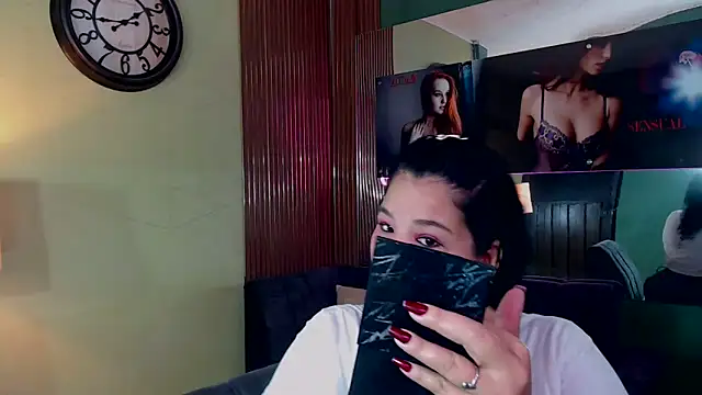 Snapshot of May_fk chatting on November 15, 2025, 3:21 am May fk online show from November 15, 2025, 3:21 am