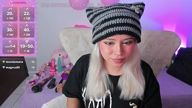 Nataliahenao69 online show from December 19, 2025, 3:43 am