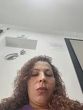 Snapshot of Yanis_Ariel12 chatting on July 15, 2026, 1:18 pm Yanis Ariel12 online show from July 15, 2026, 1:18 pm