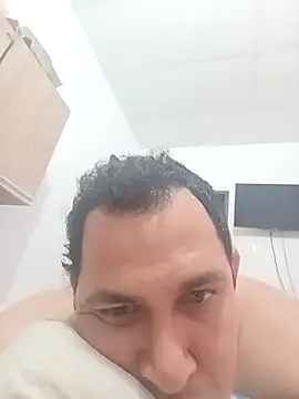 Snapshot of jose160824 chatting on October 28, 2025, 6:34 am jose160824 online show from October 28, 2025, 6:34 am