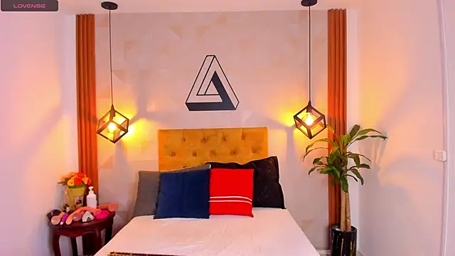 Snapshot of violet_sweet19 chatting on February 13, 2026, 1:33 pm violet sweet19 online show from February 13, 2026, 1:33 pm