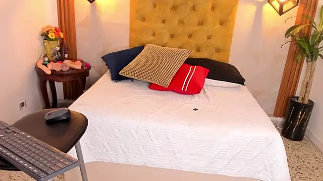 Snapshot of violet_sweet19 chatting on January 6, 2026, 1:04 pm violet sweet19 online show from January 6, 2026, 1:04 pm