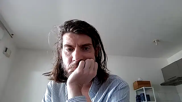 Snapshot of captainckring chatting on June 8, 2026, 10:27 am captainckring online show from June 8, 2026, 10:27 am