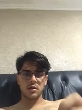 ljxjjxsooi online show from November 23, 2025, 4:33 am