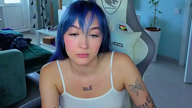 Snapshot of Im_suka chatting on July 1, 2026, 3:29 am Im suka online show from July 1, 2026, 3:29 am