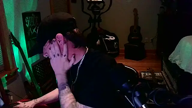 LEVIATHANX666 online show from April 7, 2026, 5:20 am