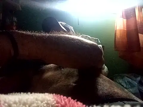 Snapshot of Ridick2025 chatting on November 8, 2025, 6:22 pm Ridick2025 online show from November 8, 2025, 6:22 pm