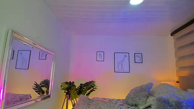 Snapshot of LusyKitty chatting on September 8, 2025, 2:27 pm LusyKitty online show from September 8, 2025, 2:27 pm