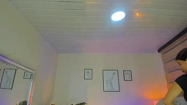 Snapshot of LusyKitty chatting on October 7, 2025, 3:02 pm LusyKitty online show from October 7, 2025, 3:02 pm